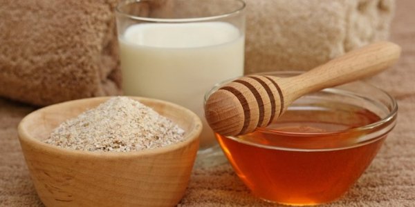 10 Foods That Turn Your Kitchen Into A Beauty Parlor Oatmeal